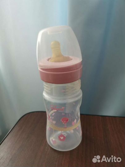 Бутылочки для кормления chicco