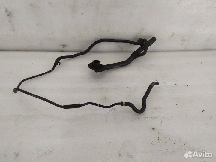 Патрубок (трубопровод, шланг) Mercedes-Benz