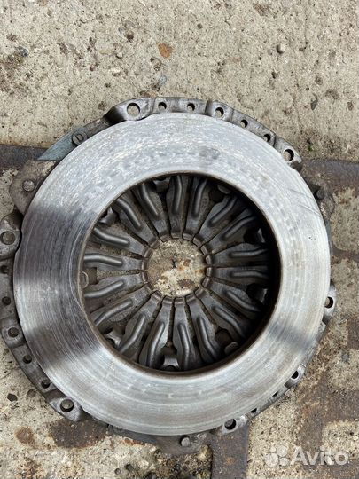 Карзига сцепления, выжимной kia ceed 2 GT