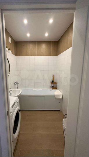 2-к. квартира, 61 м², 4/9 эт.