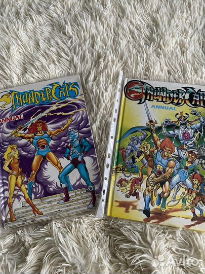 Комиксы в твердой обложки