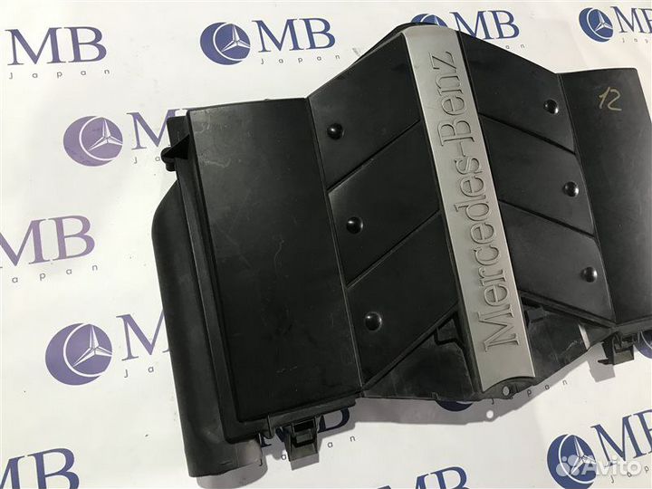 Корпус воздушного фильтра Mercedes-Benz E-Class