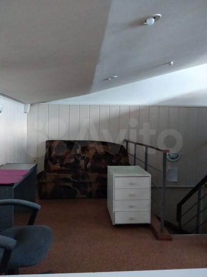 Офис на ул.Инская, метро, 4 этаж, 34 м2 - без коми