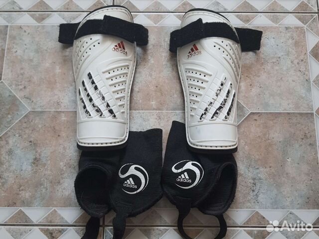 Щетки футбольные Adidas