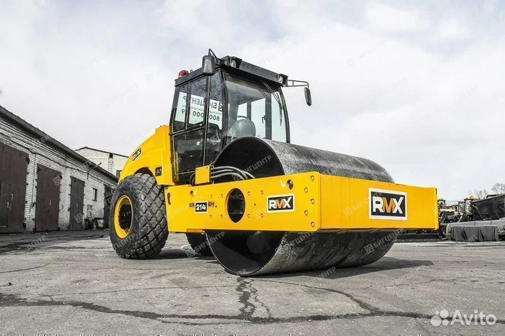 Дорожный каток Runmax SR214E, 2023
