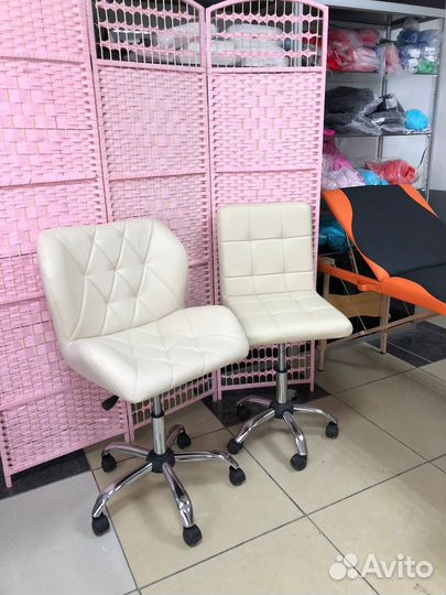 Стул для мастера ресниц