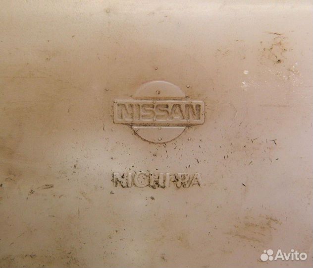 Бачок расширительный Nissan Maxima J30 3.0