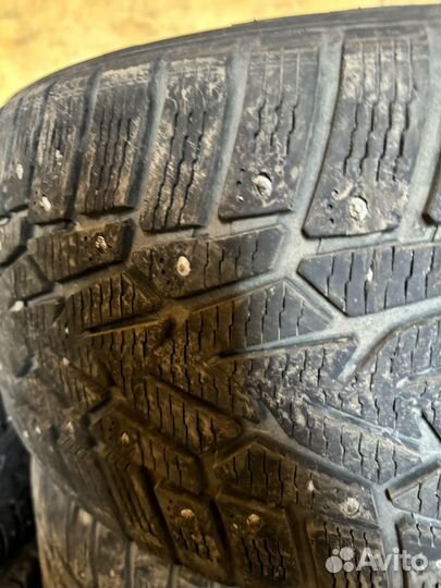 Nokian Tyres Hakkapeliitta 7 245/50 R18