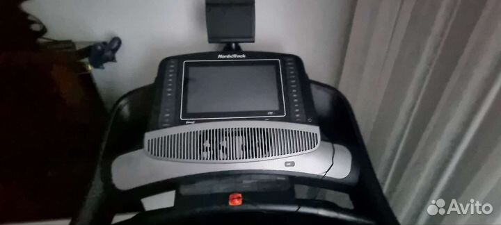 Беговая дорожка nordic commercial 2450