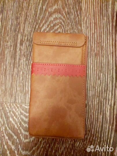 Чехол на iPhone