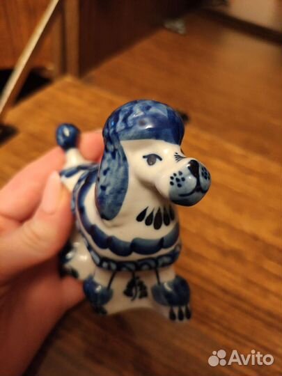 Гжель много