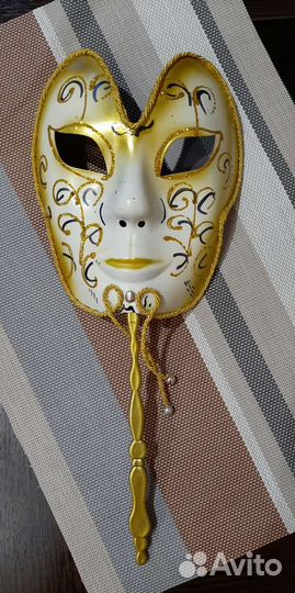 Маска карнавальная