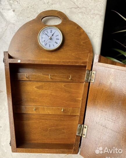 Ключница настенная