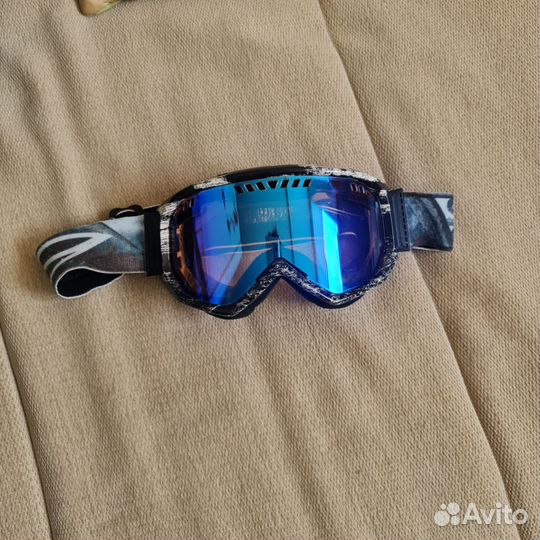 Горнолыжные очки Smith