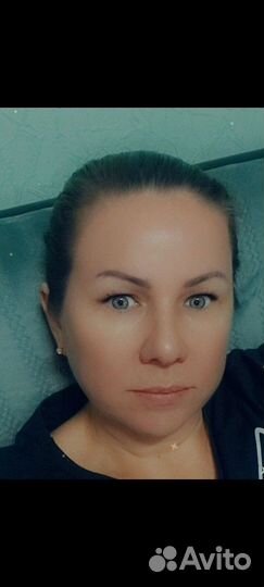 Курьер по доставке банковских карт