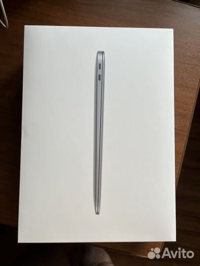 Коробка от macbook air 13