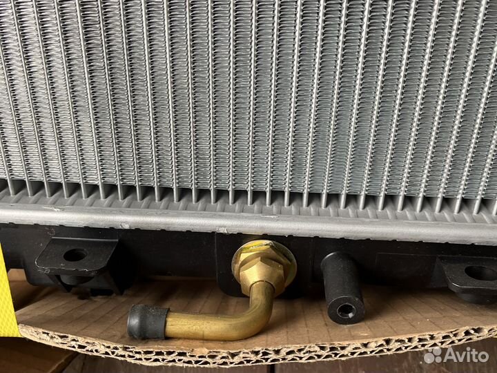 Радиатор охлаждения subaru forester 2 sg/s11