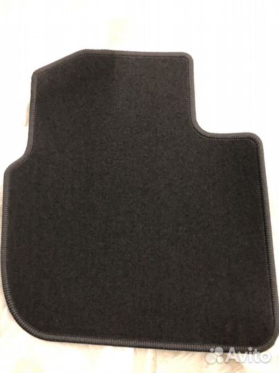 Комплект ворсовых ковриков на Skoda Rapid