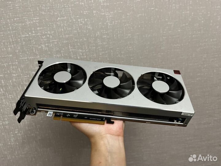 Radeon VII (7) (vega20)