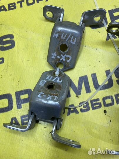 Дверные петли Mazda CX-7