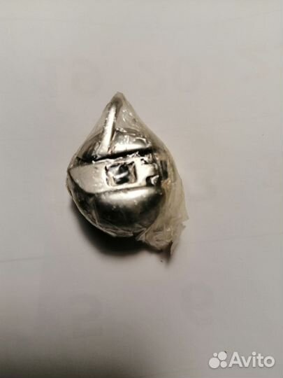 Шпульный колпачок для швейной машинки