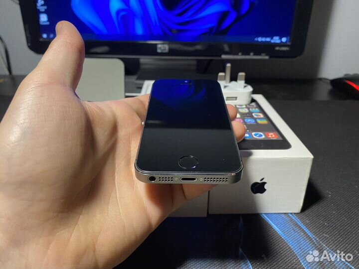 iPhone 5S, 16 ГБ