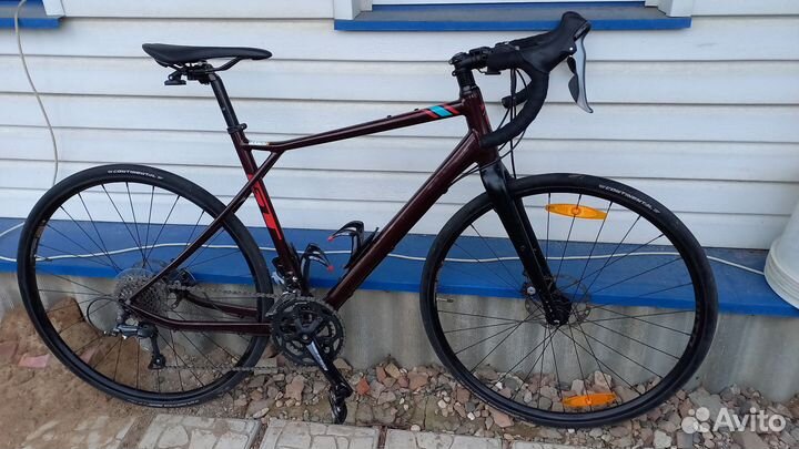 Шоссейный велосипед GT grade elite