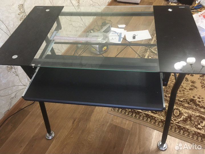 Стол письменный (компьютерный) Crown