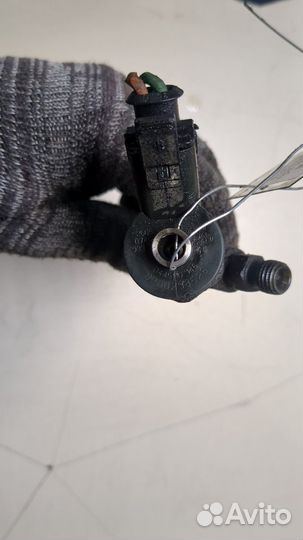 Форсунка топливная Opel Vivaro, 2004