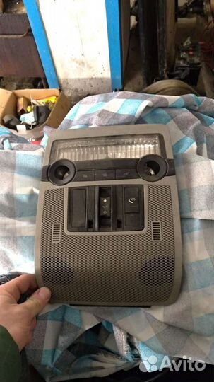 Плафон потолочный бмв е70 e71 BMW