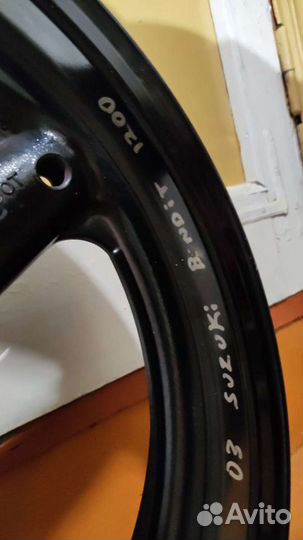 Переднее колесо gsf1200