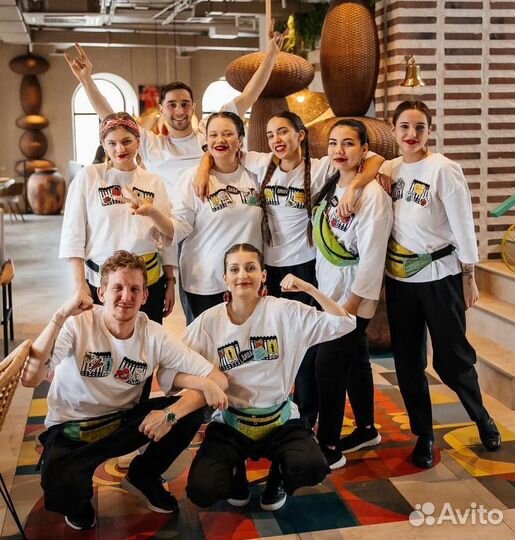 Официант(без опыта,есть обучение)