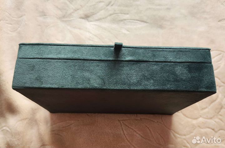 Шкатулка для ювелирных украшений