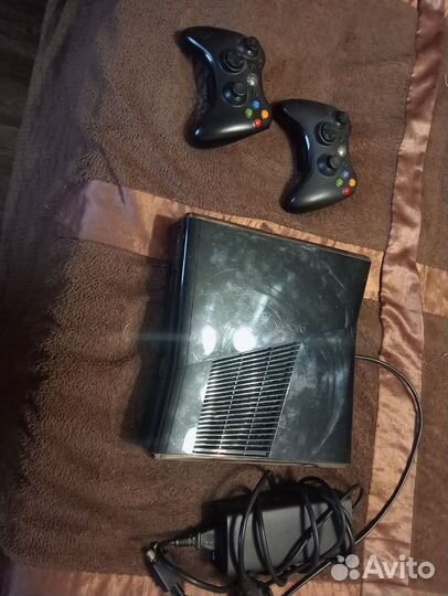 Xbox 360 Slim