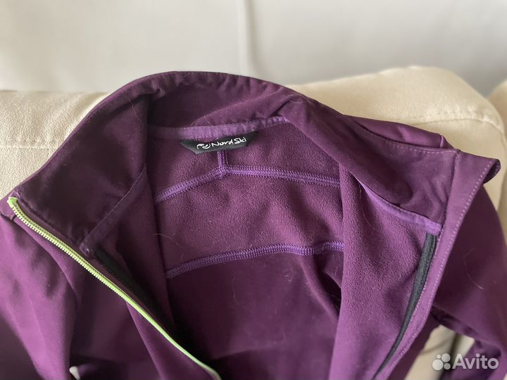 Лыжный разминочный костюм 152