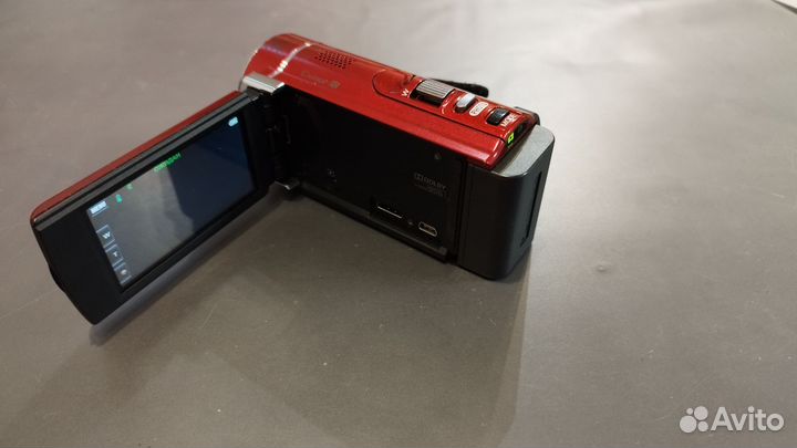 Цифровая видеокамера Sony HDR-CX200E