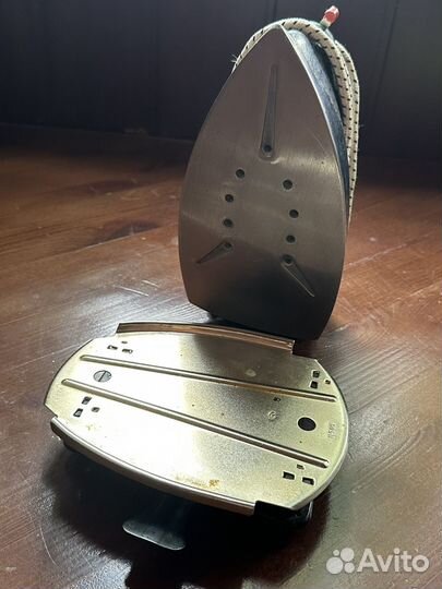 Утюг электрический СССР с подставкой