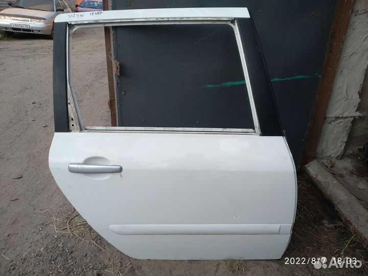 Пежо 307 SW дверь правая задняя
