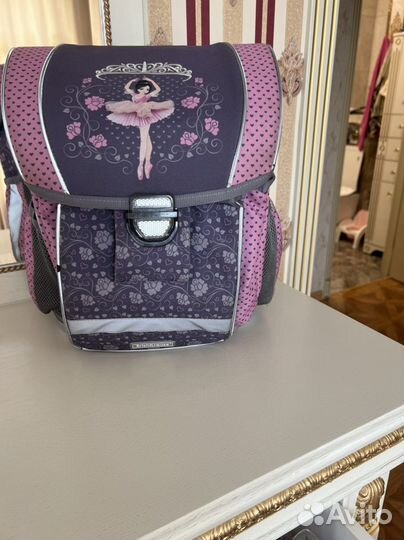 Школьный рюкзак