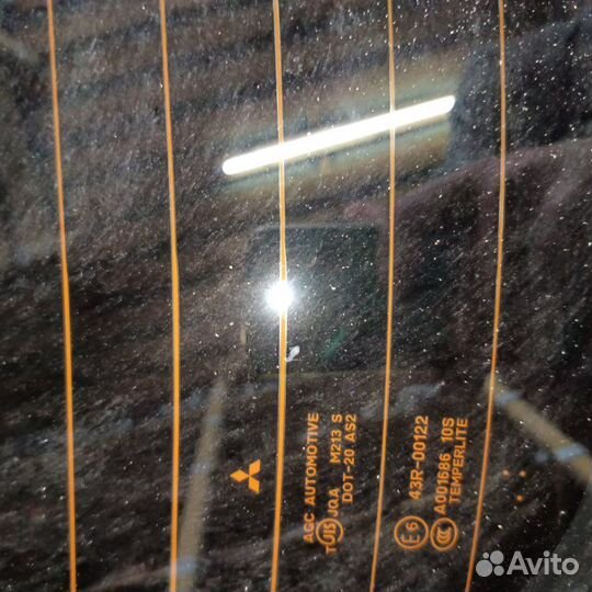 Стекло Mitsubishi Lancer 10 седан 1.8 2010