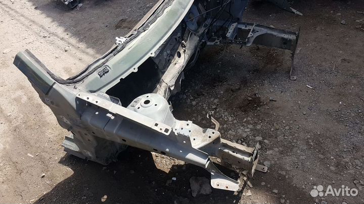 Передняя часть с лонжеронами Ford Fusion 2002-2012