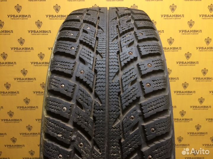 Kumho I'Zen RV Stud KC16 225/65 R17 106T