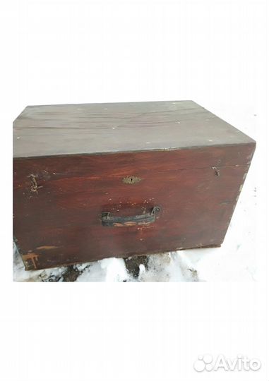 Сундук деревянный старинный
