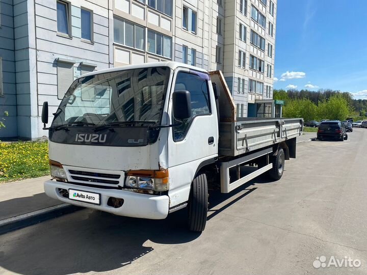 Isuzu Elf, 1995