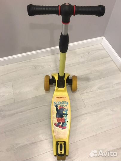 Самокат детский трехколесный