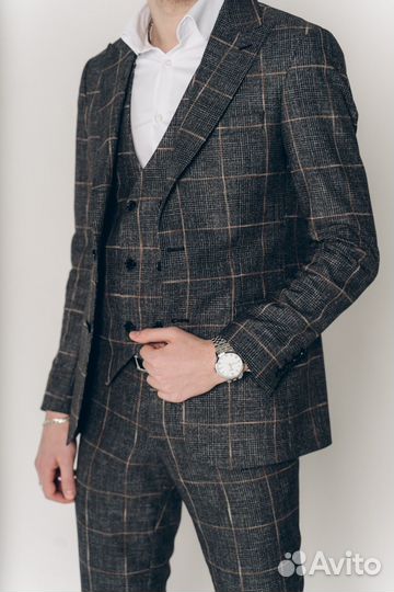 Костюм мужской классический 46 размер