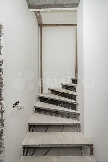 Дача 323,2 м² на участке 7,2 сот.