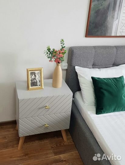 Тумба с ящиками