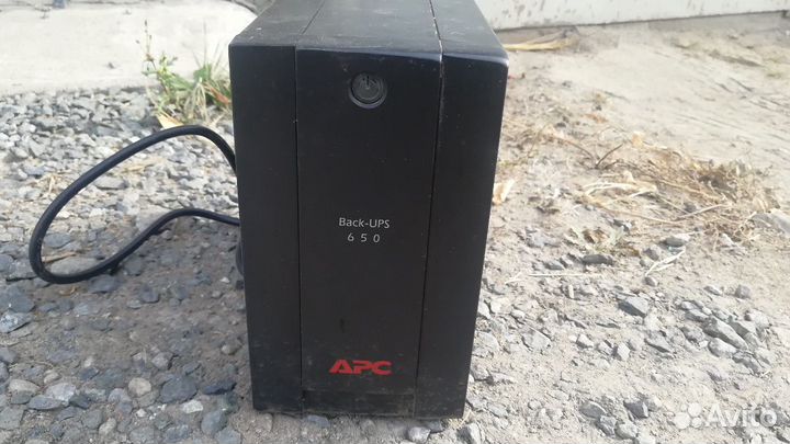 Источник бесперебойного питания Back-UPS 650