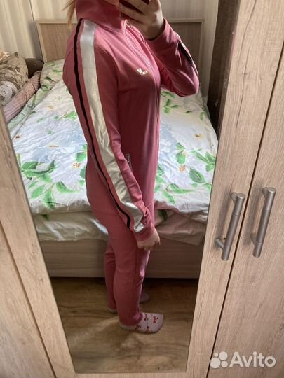 Костюм женский спортивный